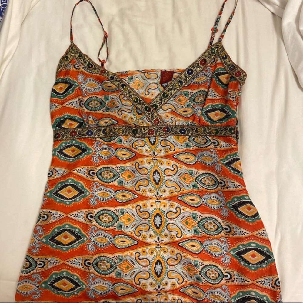 2000s super cute tank!